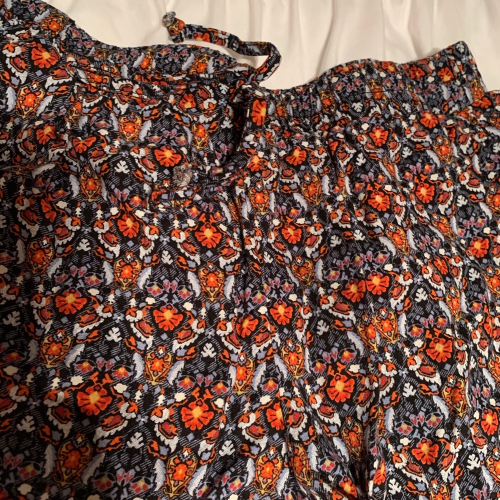 Float patterned shorts - Picture 2 of 3